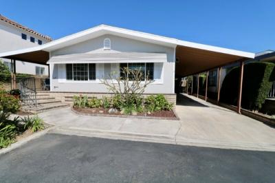 Photo 4 of 58 of home located at 1381 Harbor Lake Avenue Unit#32 Brea, CA 92821