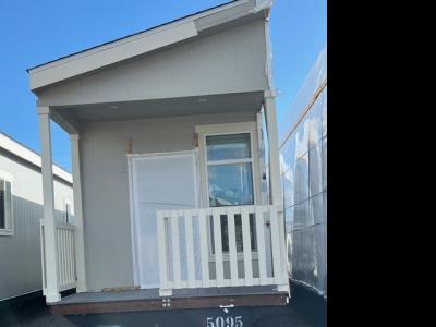 Photo 5 of 5 of home located at 903 W. 17th Street, #24 Costa Mesa, CA 92627