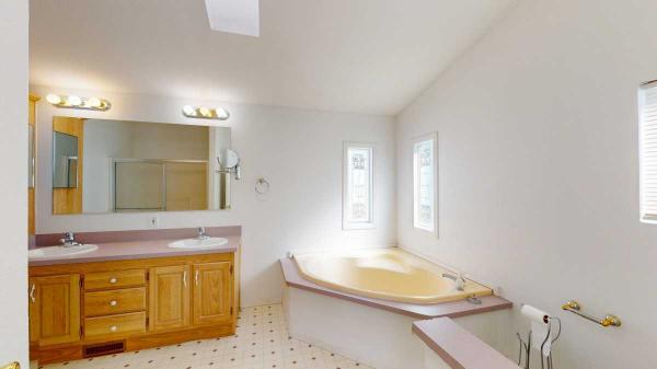 1997 SKYLINE Manufactured Home