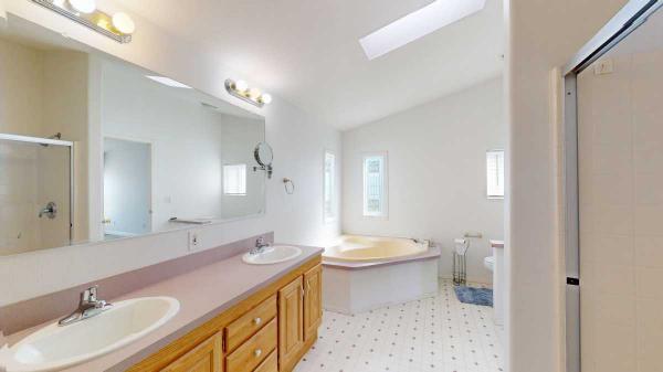 1997 SKYLINE Manufactured Home