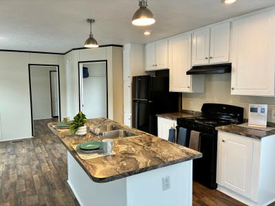 Photo 4 of 7 of home located at 10960 Beach Blvd., #195 Jacksonville, FL 32246