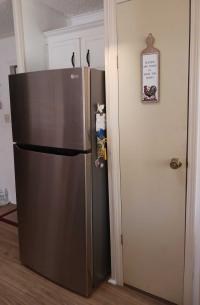 1990 TROP Manufactured Home