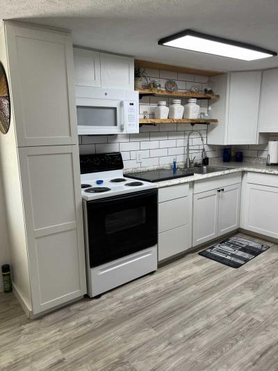 Photo 5 of 14 of home located at 6107 Pearl Street Zephyrhills, FL 33452