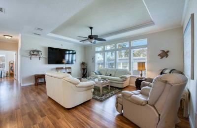 Photo 5 of 34 of home located at 18675 U.s. Hwy 19 N. Lot 256 Clearwater, FL 33764