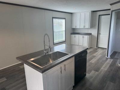 Photo 5 of 11 of home located at 573 Aspen Dr Old Monroe, MO 63369