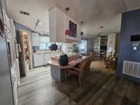 1990 Fuqa Manufactured Home