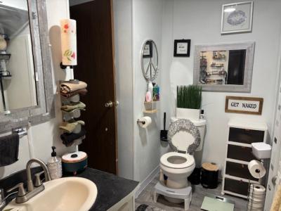 Photo 9 of 7 of home located at 1030 Camelot Mnr Portage, IN 46368