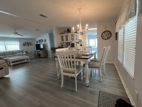 1999 Homes of Merit HS Mobile Home