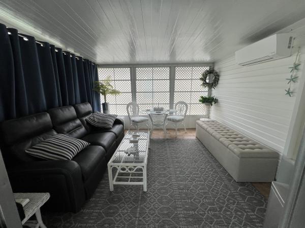 1999 Homes of Merit HS Mobile Home