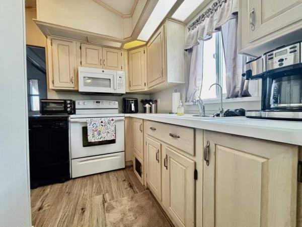 1997 Cavco Manufactured Home