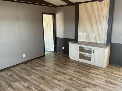 Photo 4 of 9 of home located at 139 Segovia San Marcos, TX 78666