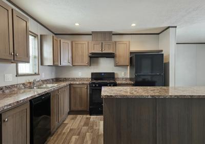 Mobile Home at 6096 E Freshman Drive Lot Ef6096 Saginaw, MI 48604