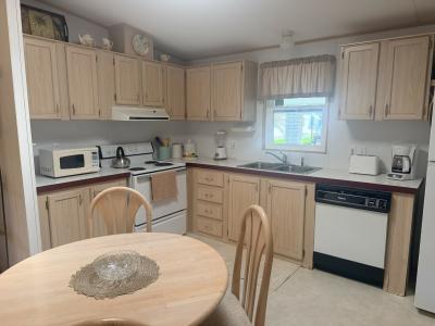 Photo 5 of 12 of home located at 195 Golf View Dr Auburndale, FL 33823