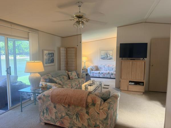 1993 Mobile Home