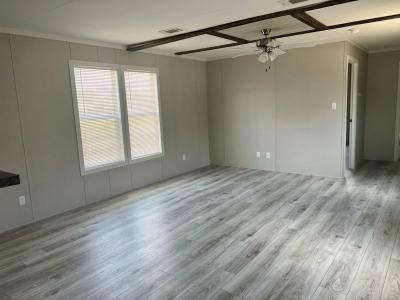 Photo 4 of 10 of home located at 8102 Bosco St Conroe, TX 77303