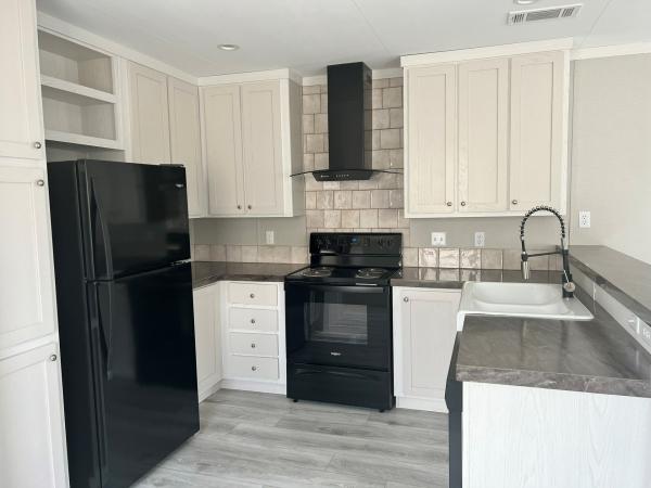 2023 Champion 19CS1660A Mobile Home