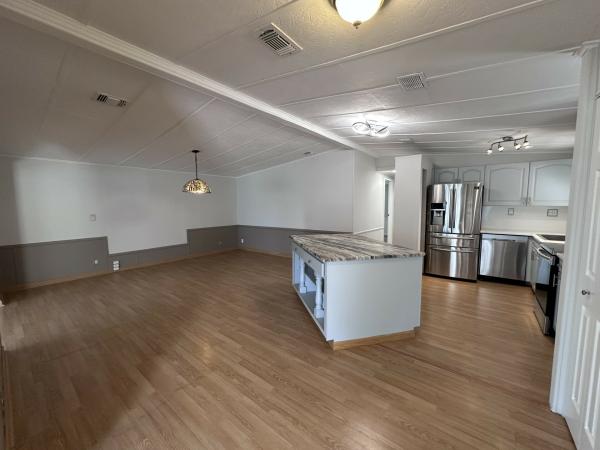 1986 Palm Harbor HS Mobile Home