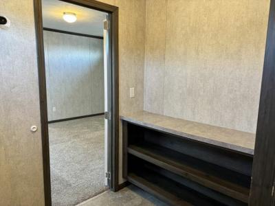 Photo 4 of 20 of home located at 271 Crestwood Dr. Lockport, NY 14094