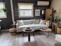 1970 New Englander 36-2-22, AKA 36-0-022 AND 38-2022 Mobile Home