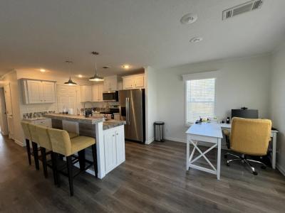 Photo 4 of 18 of home located at 107 Crossways Drive Leesburg, FL 34788