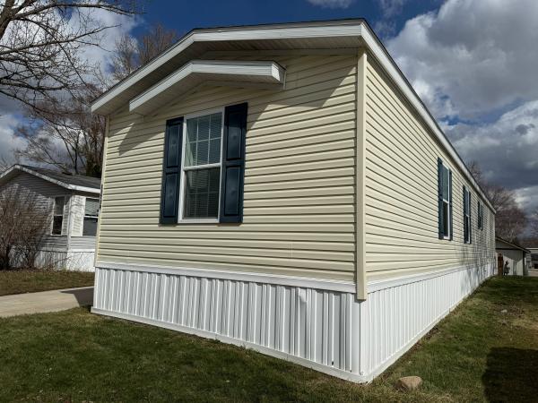 2019 Champion Mobile Home