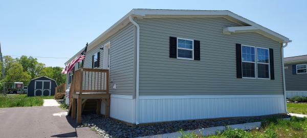 2022 EAGLE RIVER 35 LANDY CREEK  Home