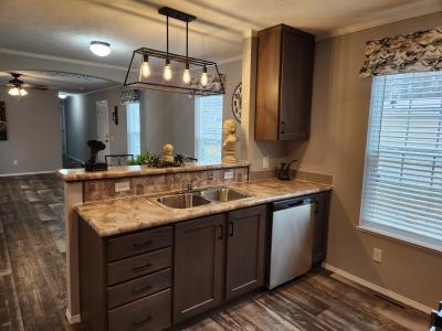 Mobile Home at 11405 4th Str. NE Magnolia, OH 44643