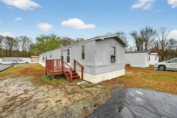 1991 REDMA Mobile Home For Sale