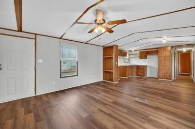 Photo 4 of 40 of home located at 491 Chapman Rd 74 Fountain Inn, SC 29644