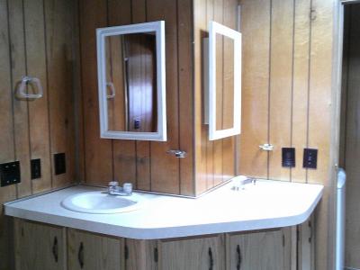 Photo 5 of 10 of home located at 7112 Pan American Fwy NE #7 Albuquerque, NM 87109