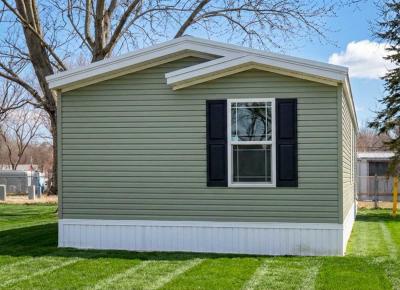 Mobile Home at 3102 N 15th St Lot 111 Fort Dodge, IA 50501