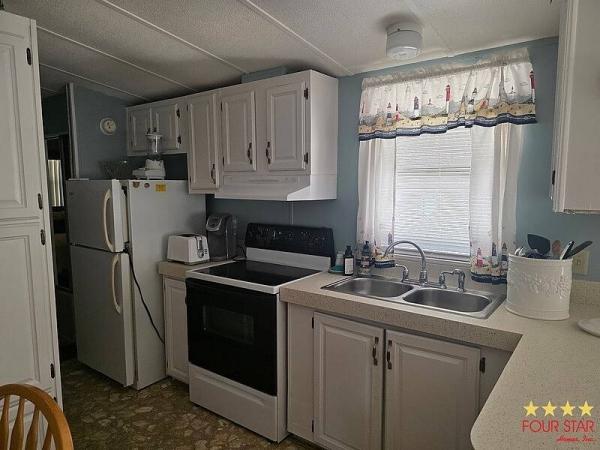 1988 PARK  Home