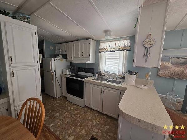 1988 PARK  Home
