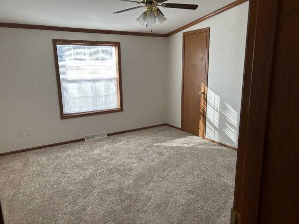 2001 Rolhm Manufactured Home