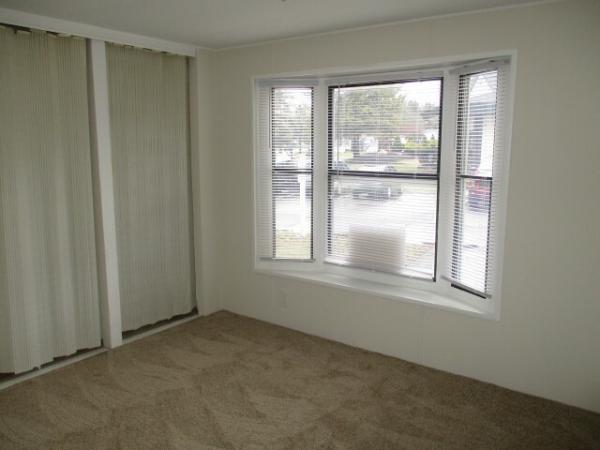 1985 Skyline Manufactured Home