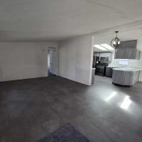 1998 Skyline Manufactured Home