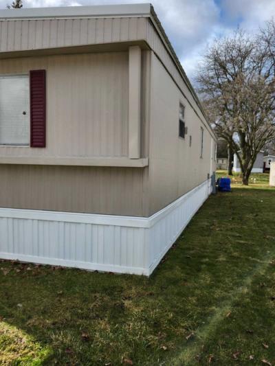 Photo 2 of 9 of home located at 110 Lancer Ln. #134 Lansing, MI 48906