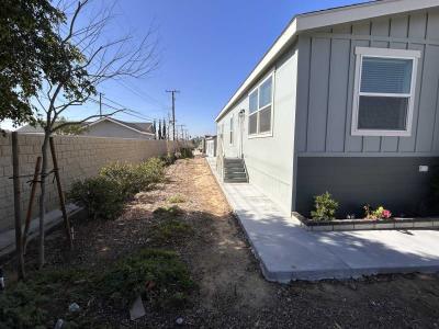 Photo 3 of 28 of home located at 3444 W Center Street #7 Riverside, CA 92501