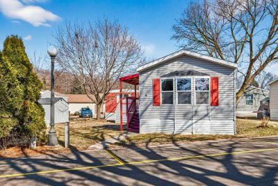 Photo 4 of 28 of home located at 600 Hastings Ave #504 Saint Paul Park, MN 55071