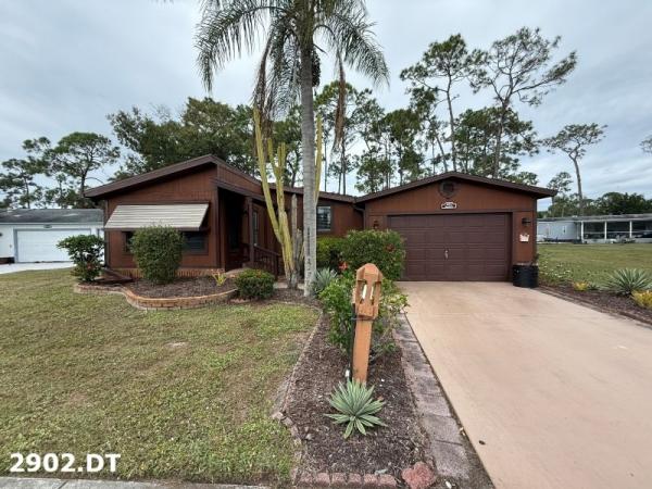 Photo 1 of 2 of home located at 2902 Madera Circle North Fort Myers, FL 33903