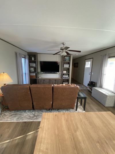 Photo 4 of 30 of home located at 352 Hermann Hill Rd Kingsbury, TX 78638