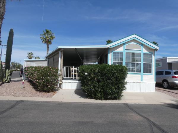 2000 CAVCO Mobile Home