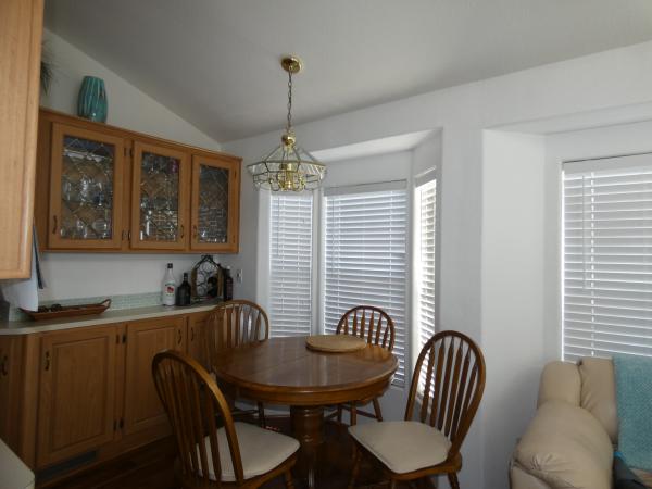 2000 CAVCO Mobile Home