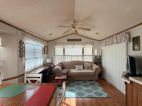 1994 Cavco Manufactured Home