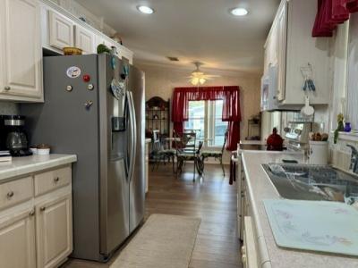 Photo 4 of 18 of home located at 1462 Tahiti Circle Davenport, FL 33897
