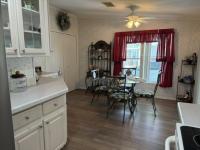 2005 Homes of Merit T16865 Mobile Home