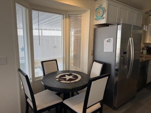 1990 HOME Manufactured Home