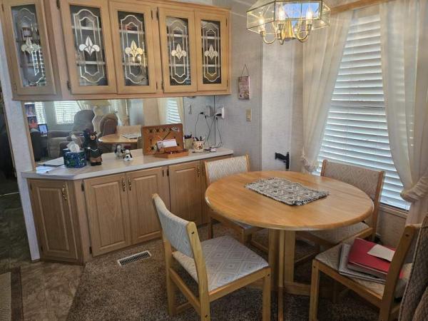 2000 Park Manufactured Home