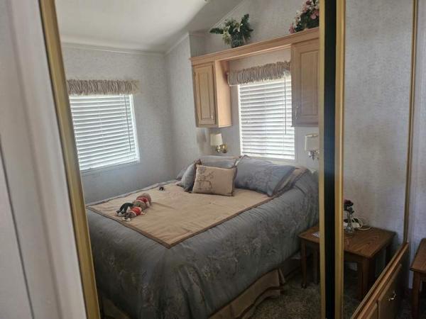 2000 Park Manufactured Home