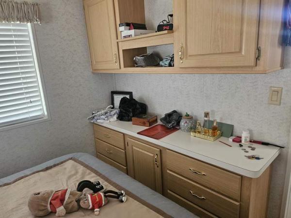 2000 Park Manufactured Home